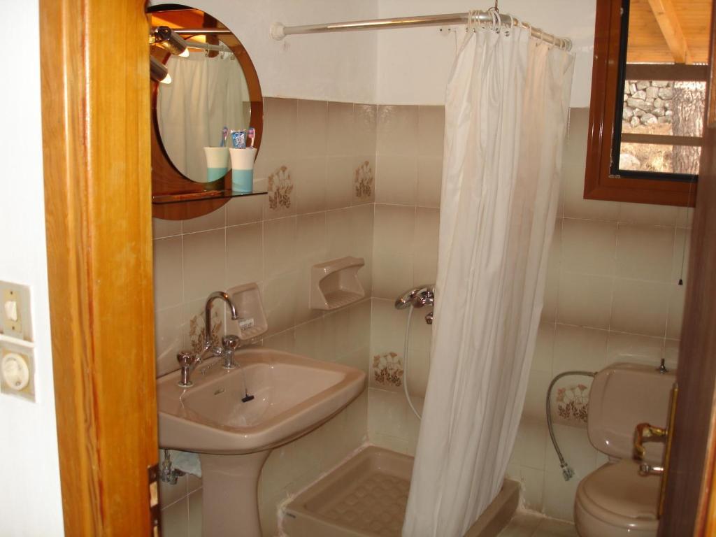Paschos Rooms Sívota Pokój zdjęcie